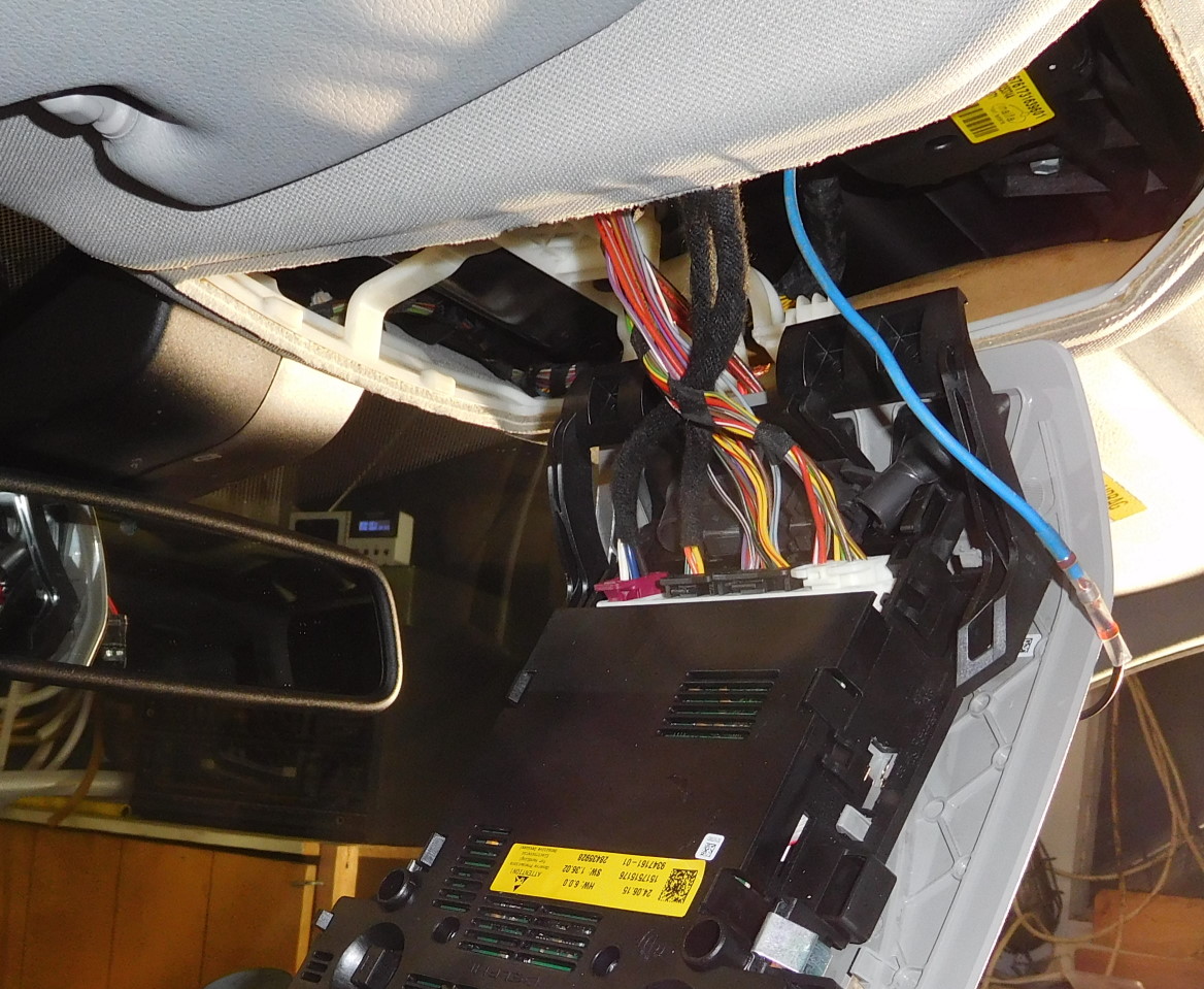 Garagentoröffner in Dachkonsole für jedes Fabrikat für unter 50 € - BMW