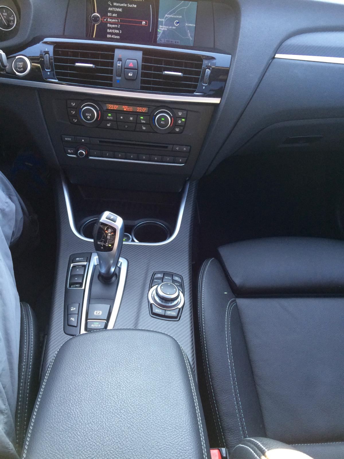 Griffleiste Kofferraum ausbauen - BMW X3 FORUM