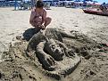 Meiner Frau war's im Wasser zu naß - deswegen hat Sie am Strand "gebastelt"...