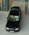 20080910 02 Bmw kommt aus Aufzug