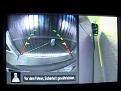 Heckkamera und rechte Fahrzeugseite (Bordstein)